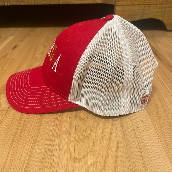 The Game Georgia Trucker Adjustable Snapback Hat - Red & White. Unisex. One Size - Picture 3 of 5